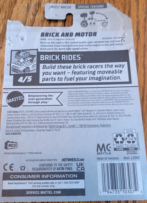 2023-hot-wheels-brick-and-motor-hkg37-002.jpg