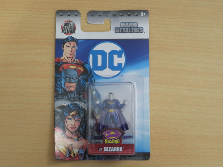 nano-metalfigs-dc-bizarro-01.jpg