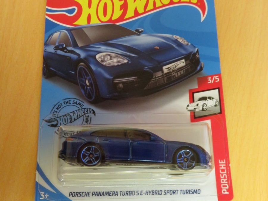 2020-porsche-panamera-turbo-s-e-hybrid-sports-turismo-01.jpg