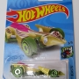 2021-hot-wheels-preying-menace-01.jpg