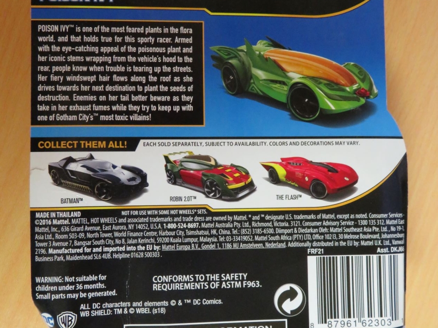 hot-wheels-character-cars-dc-comics-poison-ivy-02.jpg
