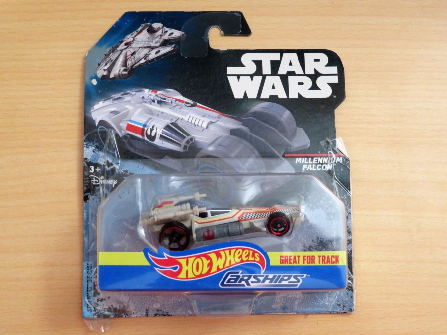 hot-wheels-carships-x-wing-fighter-01.jpg