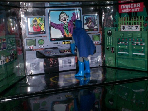 Batcave Playset - Picture 2