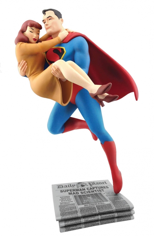 Superman Rescuing Lois Lane Statue