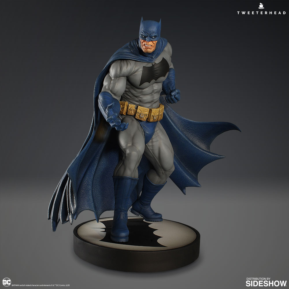 Batman: The Dark Knight Statue